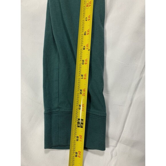 Vineyard Vines T-Shirt Women's Medium Green Christmas Long Sleeve Crew Neck - Picture 6 of 7